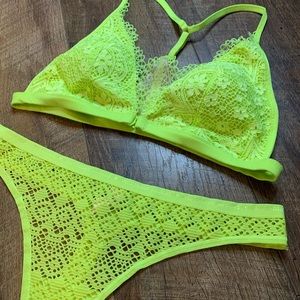 NWOT VS Body by Victoria neon lined bralette & panty
